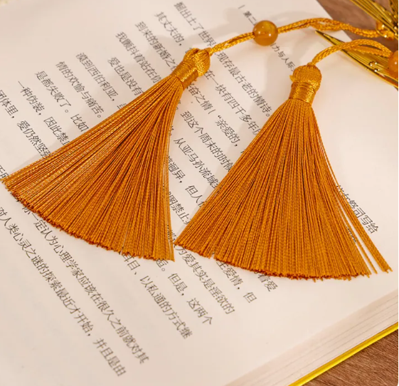 High-quality metal bookmarks with elegant floral and animal shapes