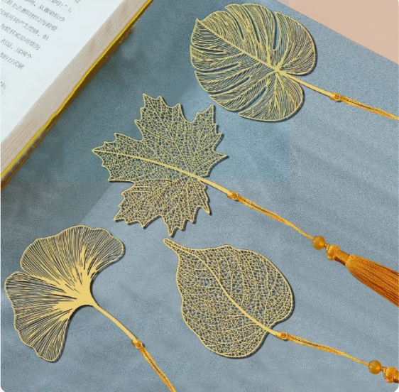 High-quality metal bookmarks with elegant floral and animal shapes